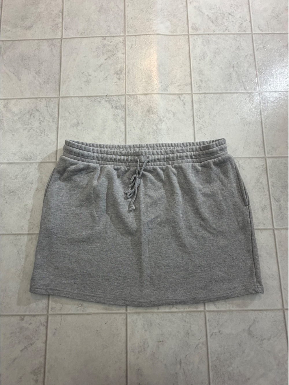 Forever 21+ gray drawstring skirt